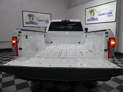 Used 2022 RAM 2500 Tradesman image 9