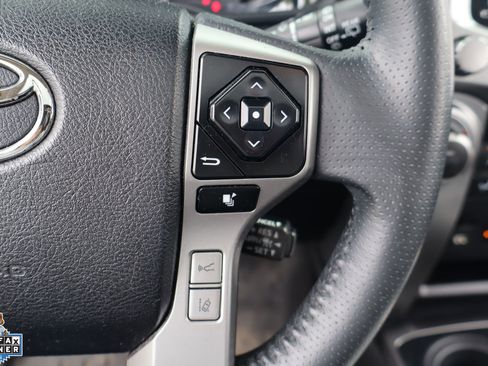 Used 2022 Toyota 4Runner Limited AWD/4WD image 18