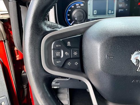 Used 2024 Ford Bronco Outer Banks AWD/4WD image 17