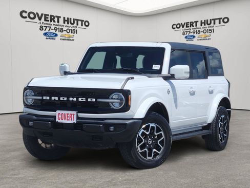 Certified 2024 Ford Bronco Outer Banks AWD/4WD image 1