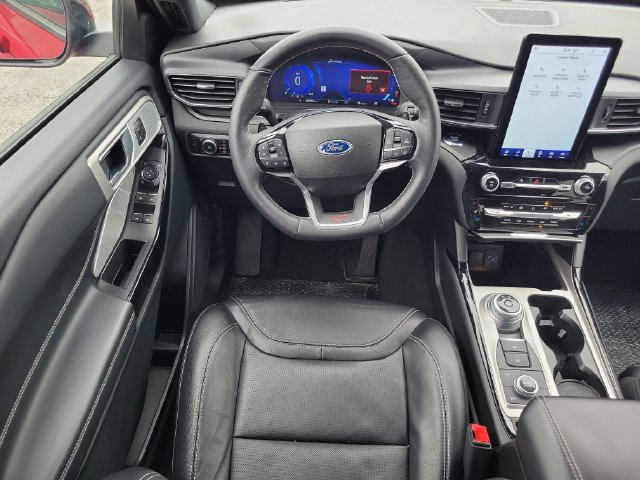 Used 2023 Ford Explorer ST w/ Equipment Group 401A AWD/4WD image 14