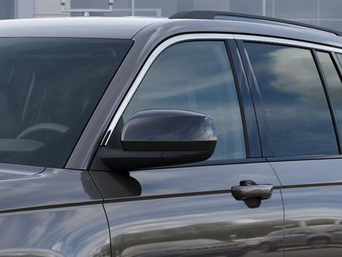 New 2026 Jeep Grand Cherokee Laredo image 13