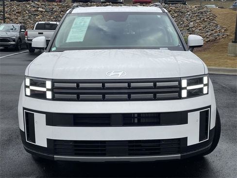 Certified 2025 Hyundai Santa Fe SEL image 8