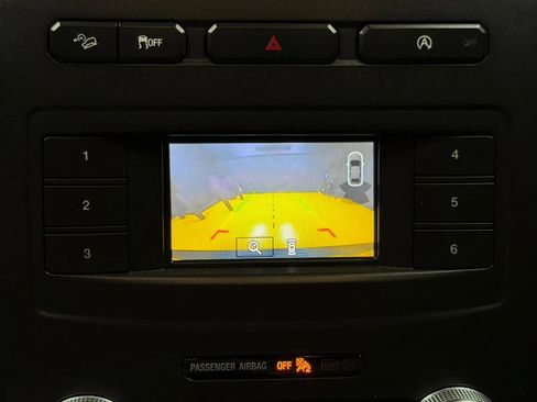 Used 2018 Ford Expedition Max XLT w/ Equipment Group 201A AWD/4WD image 38