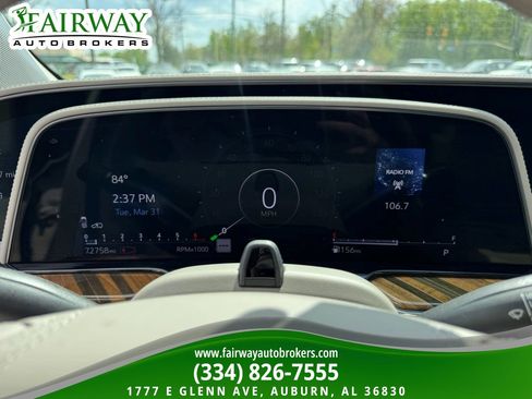 Used 2022 Cadillac Escalade Premium Luxury Platinum image 22