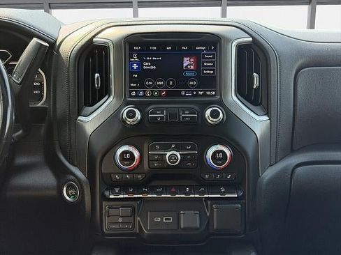 Used 2022 GMC Sierra 3500 Denali w/ Denali Ultimate Package AWD/4WD image 22