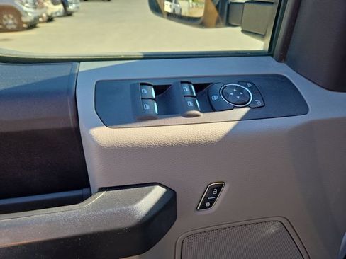 Used 2020 Ford F250 XL w/ STX Appearance Package AWD/4WD image 19