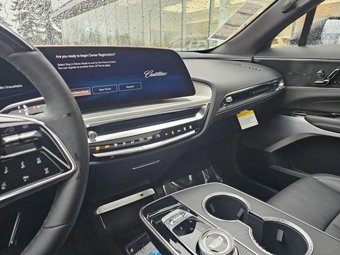 New 2026 Cadillac Lyriq Signature Luxury image 29