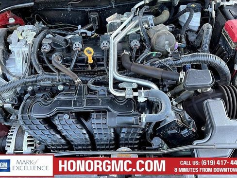 Used 2024 Nissan Altima 2.5 SR FWD image 31