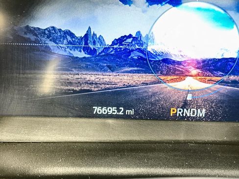 Used 2020 Ford Explorer Platinum w/ Premium Technology Package AWD/4WD image 19