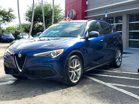 Used 2018 Alfa Romeo Stelvio Ti Sport AWD/4WD image 3