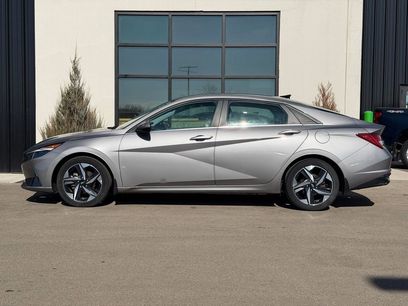 Used 2023 Hyundai Elantra Limited