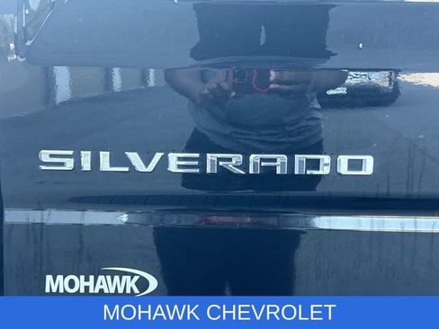 Certified 2022 Chevrolet Silverado 1500 Custom Trail Boss AWD/4WD image 31