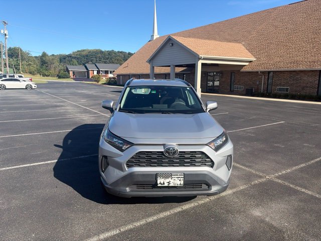 Used 2019 Toyota RAV4 LE AWD/4WD image 8
