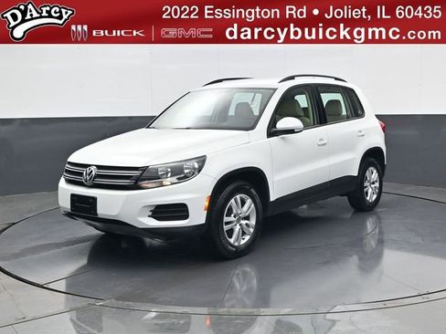 Used 2016 Volkswagen Tiguan S image 1