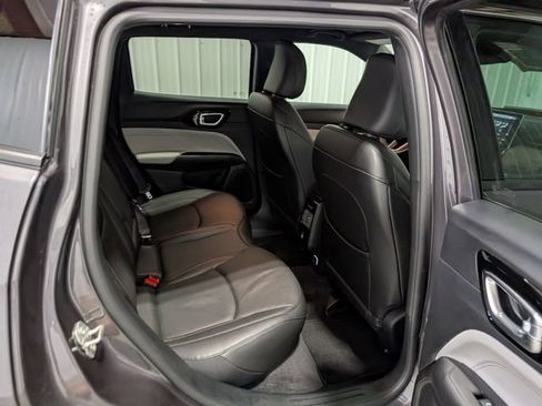 Used 2024 Jeep Compass Limited w/ Elite Group AWD/4WD image 25