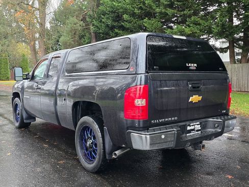 Used 2013 Chevrolet Silverado 1500 LTZ w/ Max Trailering Pack image 4