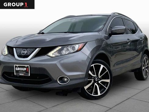 Used 2018 Nissan Rogue Sport SL w/ SL Premium Package FWD image 1