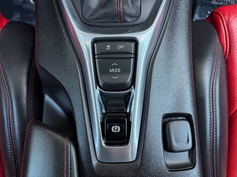 Used 2016 Chevrolet Camaro SS image 28