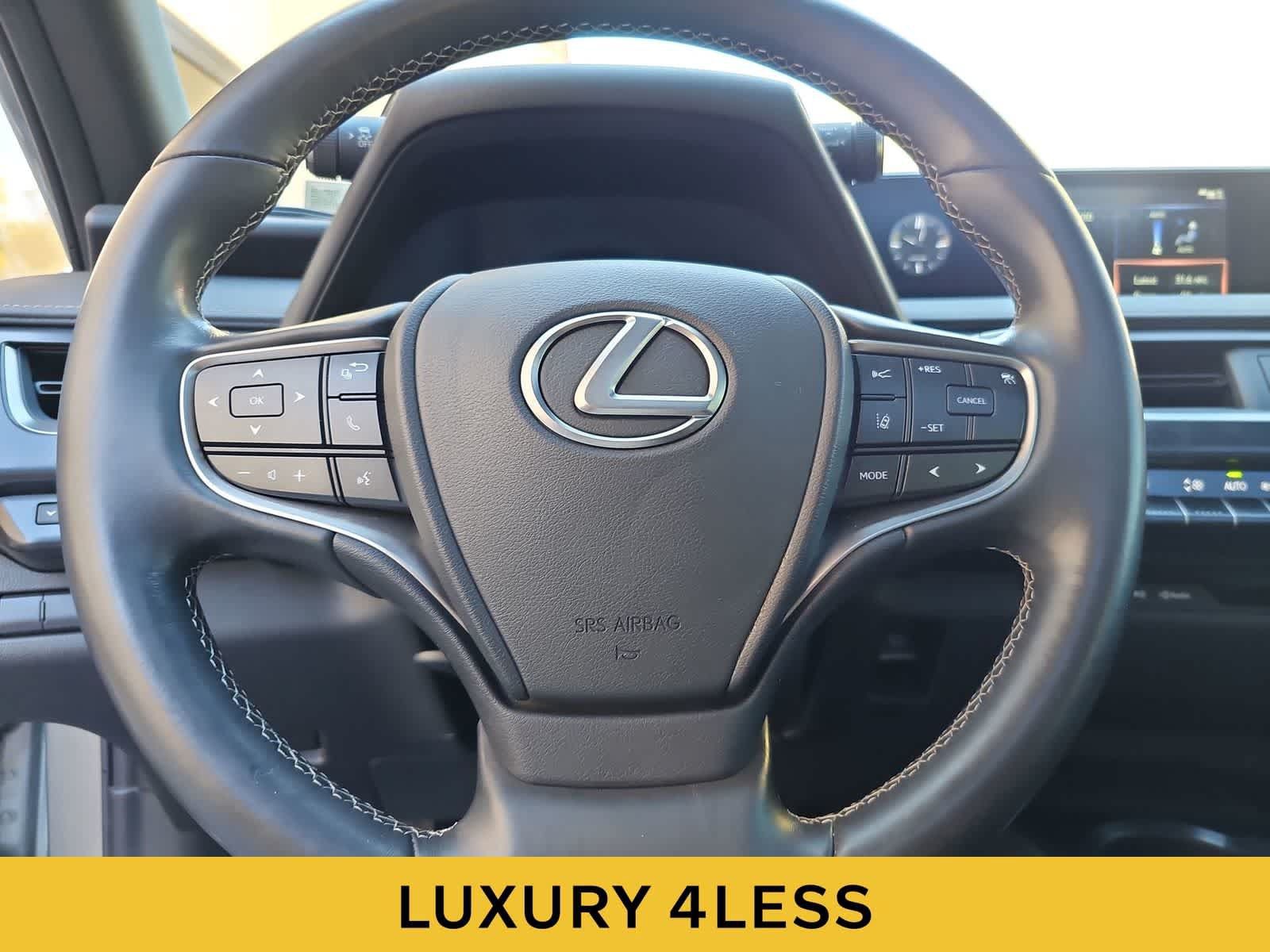 Used 2019 Lexus UX 200 w/ Accessory Package 2 FWD image 18