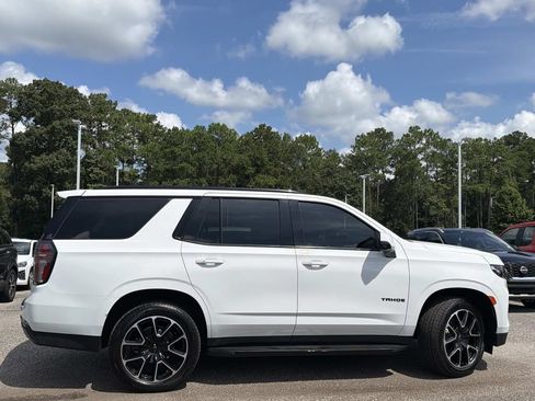 Used 2022 Chevrolet Tahoe RST w/ Luxury Package RWD image 3