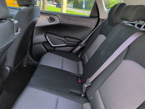 Used 2025 Kia Soul S FWD image 14