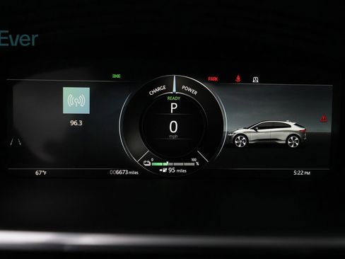 Used 2024 Jaguar I-PACE R-Dynamic HSE image 25