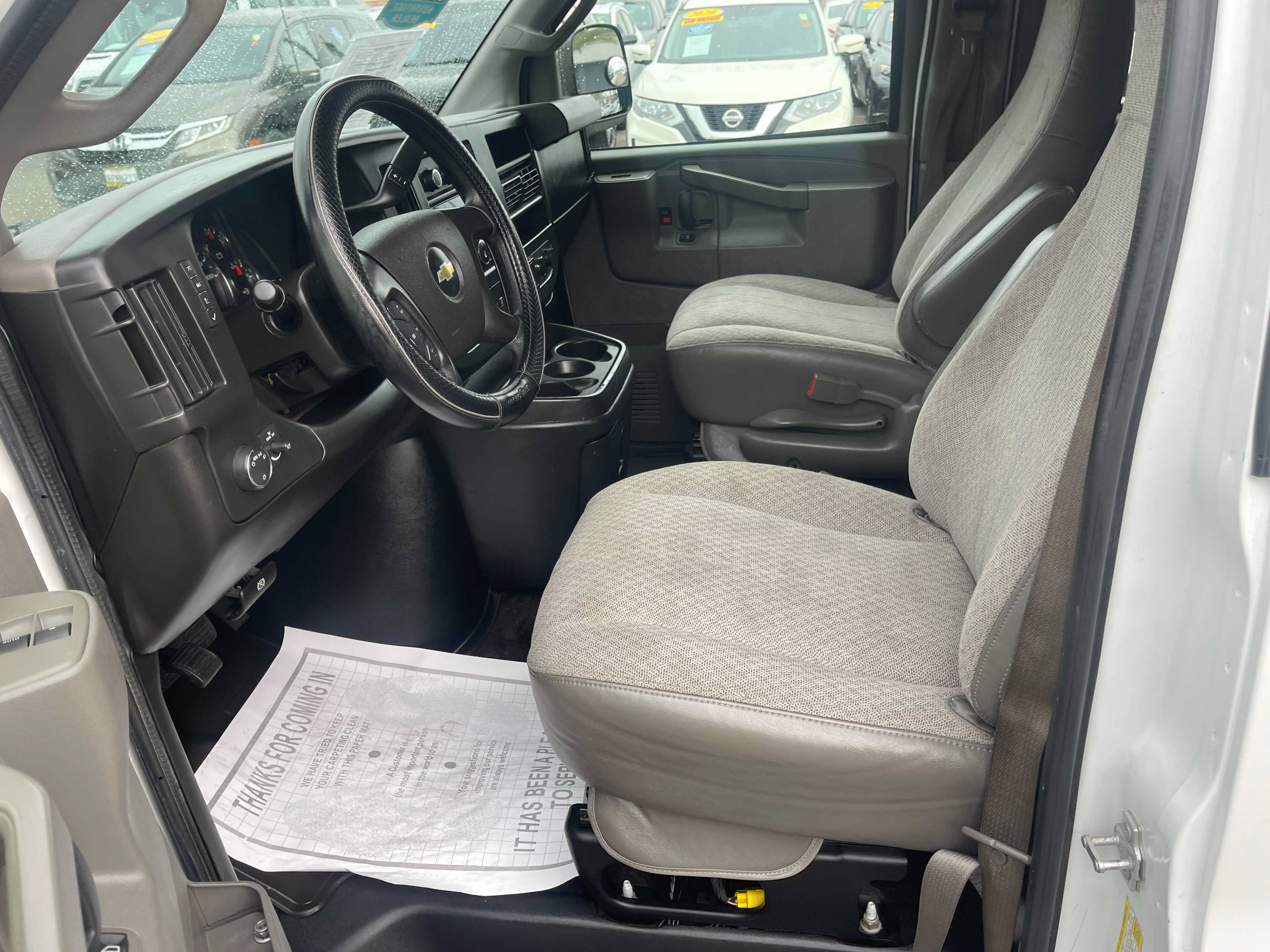 Used 2016 Chevrolet Express 3500 LT w/ LT Preferred Equipment Group RWD image 19