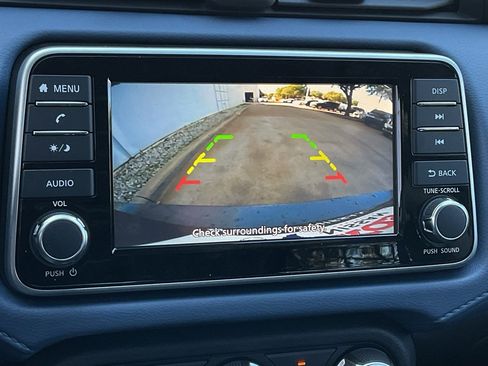 New 2025 Nissan Versa SV image 28