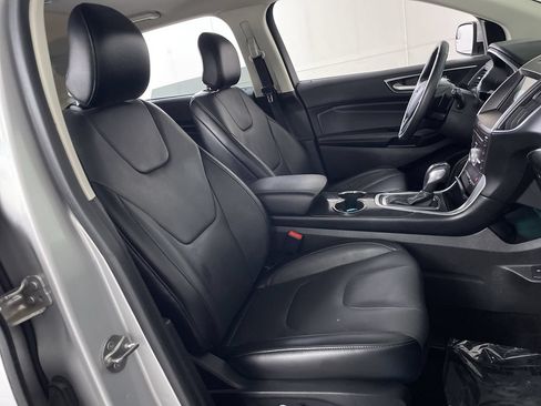 Used 2018 Ford Edge Titanium AWD/4WD image 23