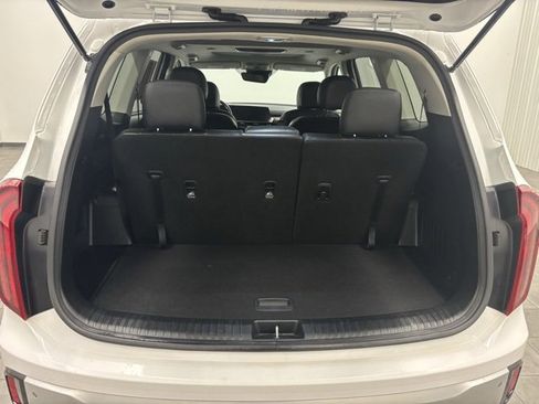 Used 2024 Kia Telluride S w/ S Sunroof Package image 8