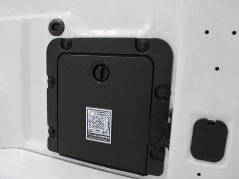 New 2025 Ford Maverick XLT w/ XLT Luxury Package image 23