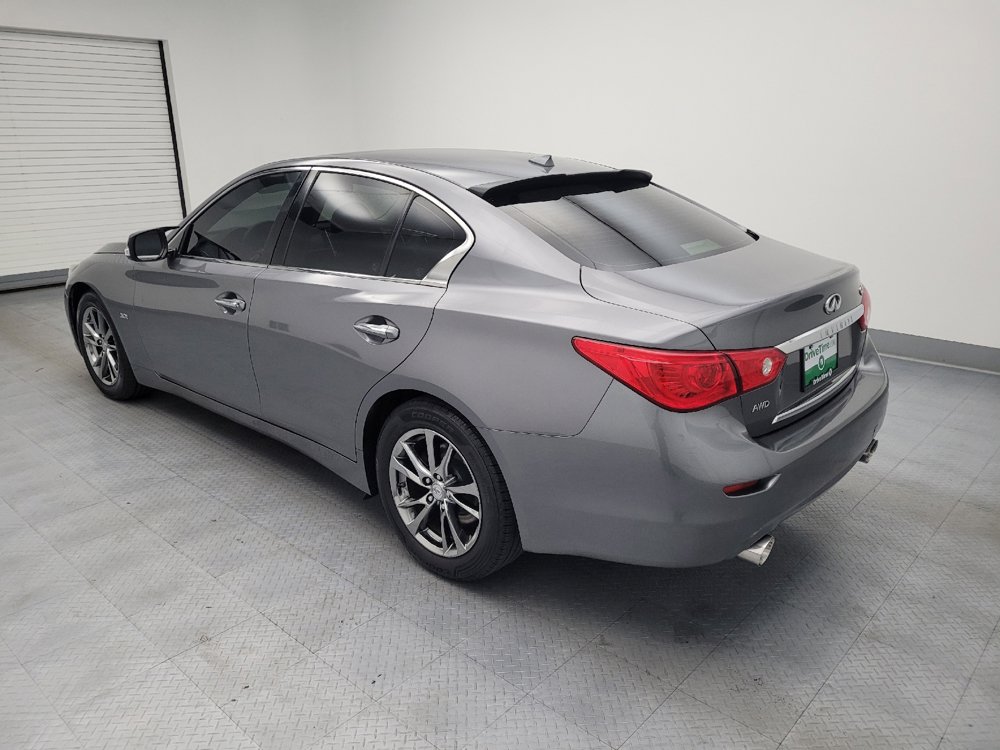 Used 2017 INFINITI Q50 Signature Edition w/ All Weather Package (L93) AWD/4WD image 3