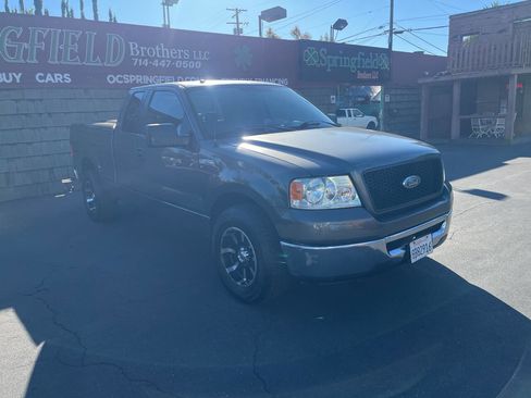 Used 2006 Ford F150 XLT image 3