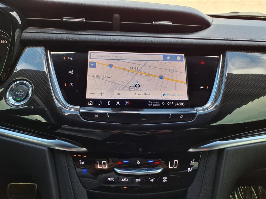 Used 2024 Cadillac XT6 Sport w/ Technology Package AWD/4WD image 25