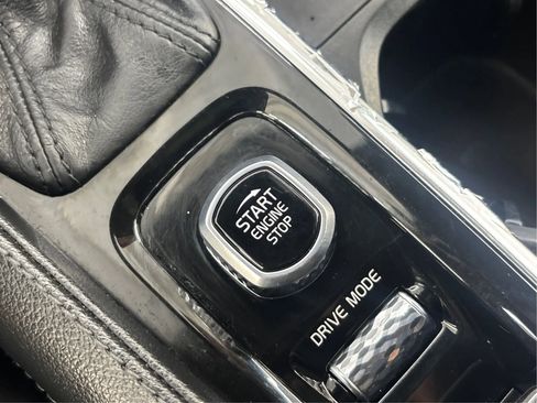 Used 2021 Volvo XC90 T5 Momentum w/ Protection Package image 40