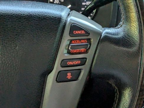 Used 2020 Nissan Titan Platinum Reserve w/ Moonroof Package image 5