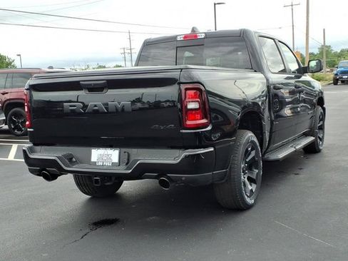 New 2026 RAM 1500 Express AWD/4WD image 16
