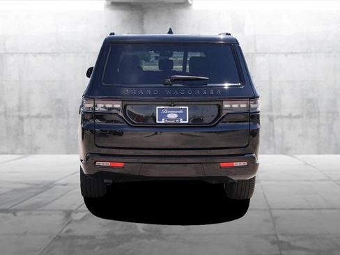 Used 2024 Jeep Grand Wagoneer L Series III w/ Rear Seat Video Group 1 AWD/4WD image 6