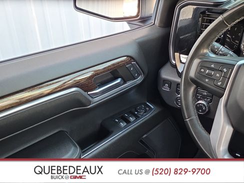 Used 2024 GMC Sierra 1500 SLE image 23