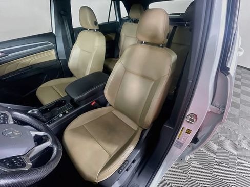 Used 2020 Volkswagen Atlas Cross Sport SEL R-Line FWD image 23