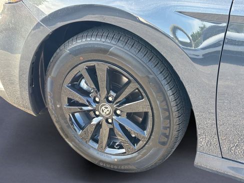 Used 2025 Toyota Camry LE FWD image 14