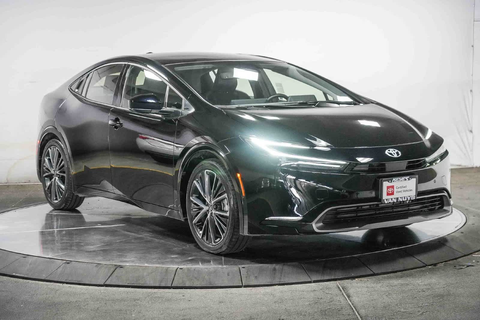 Certified 2024 Toyota Prius XLE FWD image 8