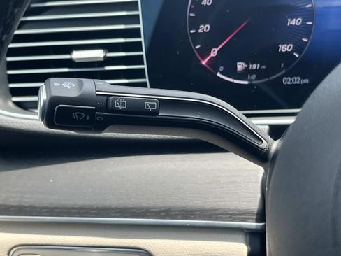 Certified 2025 Mercedes-Benz GLE 350 4MATIC image 32