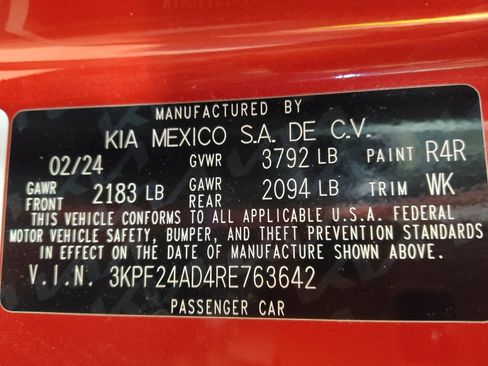 Used 2024 Kia Forte LXS image 33