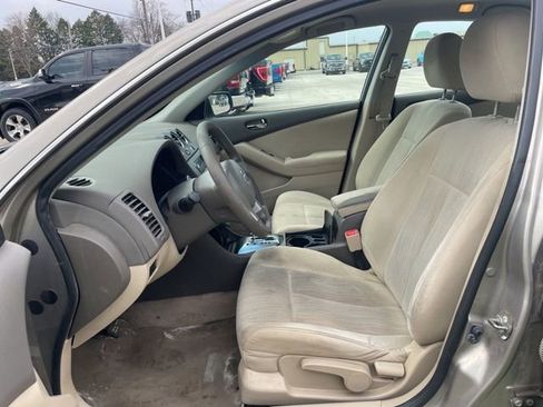 Used 2012 Nissan Altima 2.5 S FWD image 8