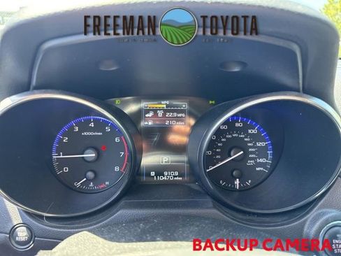 Used 2016 Subaru Outback 2.5i Limited AWD/4WD image 8