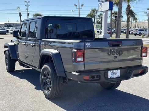 New 2026 Jeep Gladiator Sport AWD/4WD image 3