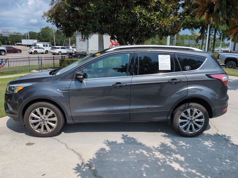 Used 2017 Ford Escape Titanium AWD/4WD image 7