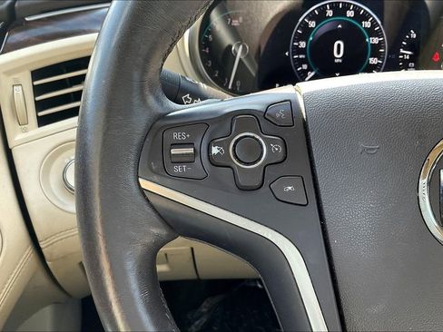 Used 2014 Buick LaCrosse Leather FWD image 10